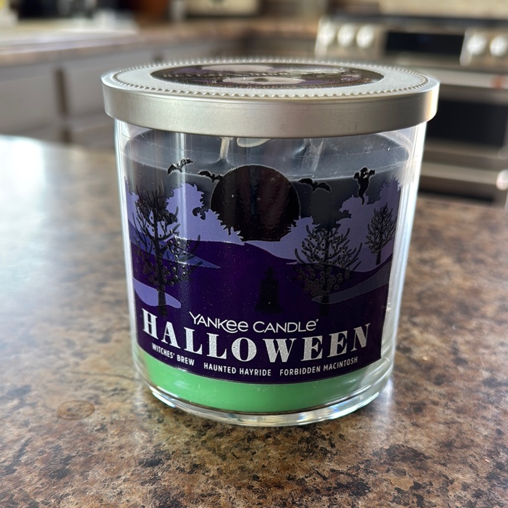 Yankee Candle Halloween Scented Candle